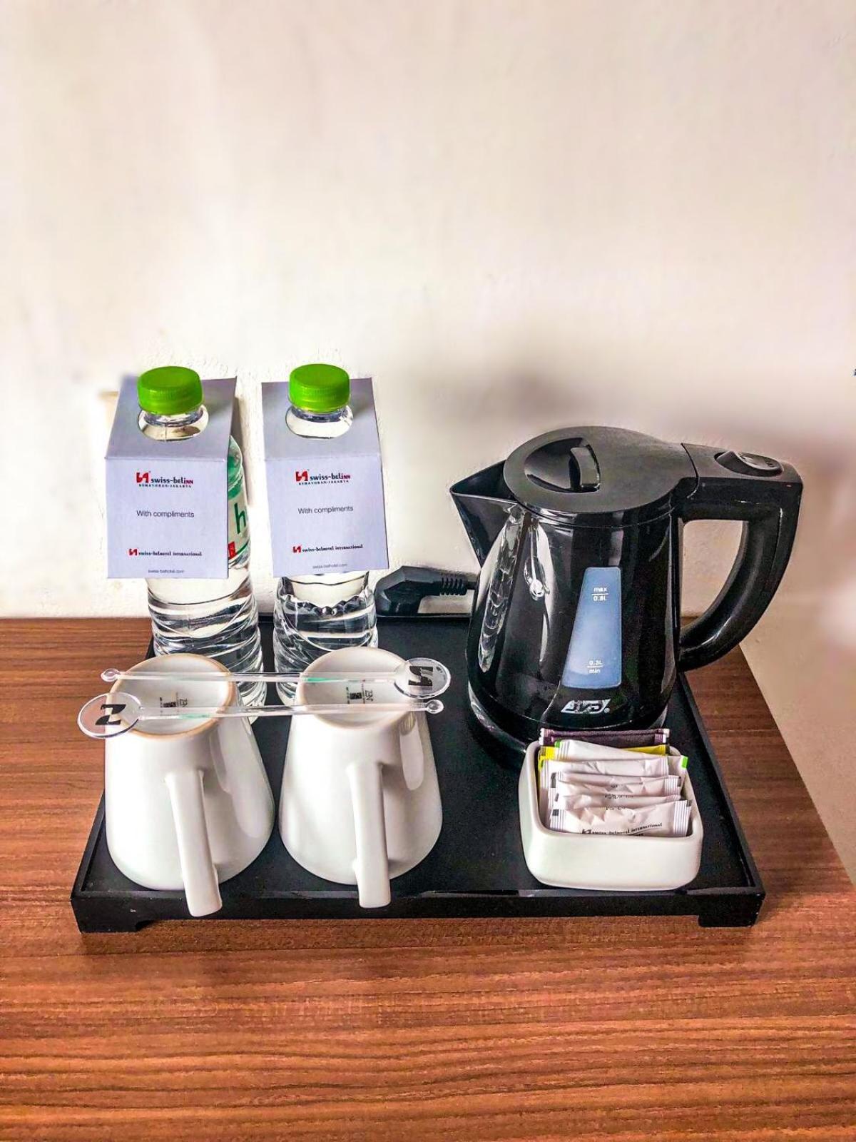 Swiss-Belinn Kemayoran Джакарта Екстер'єр фото