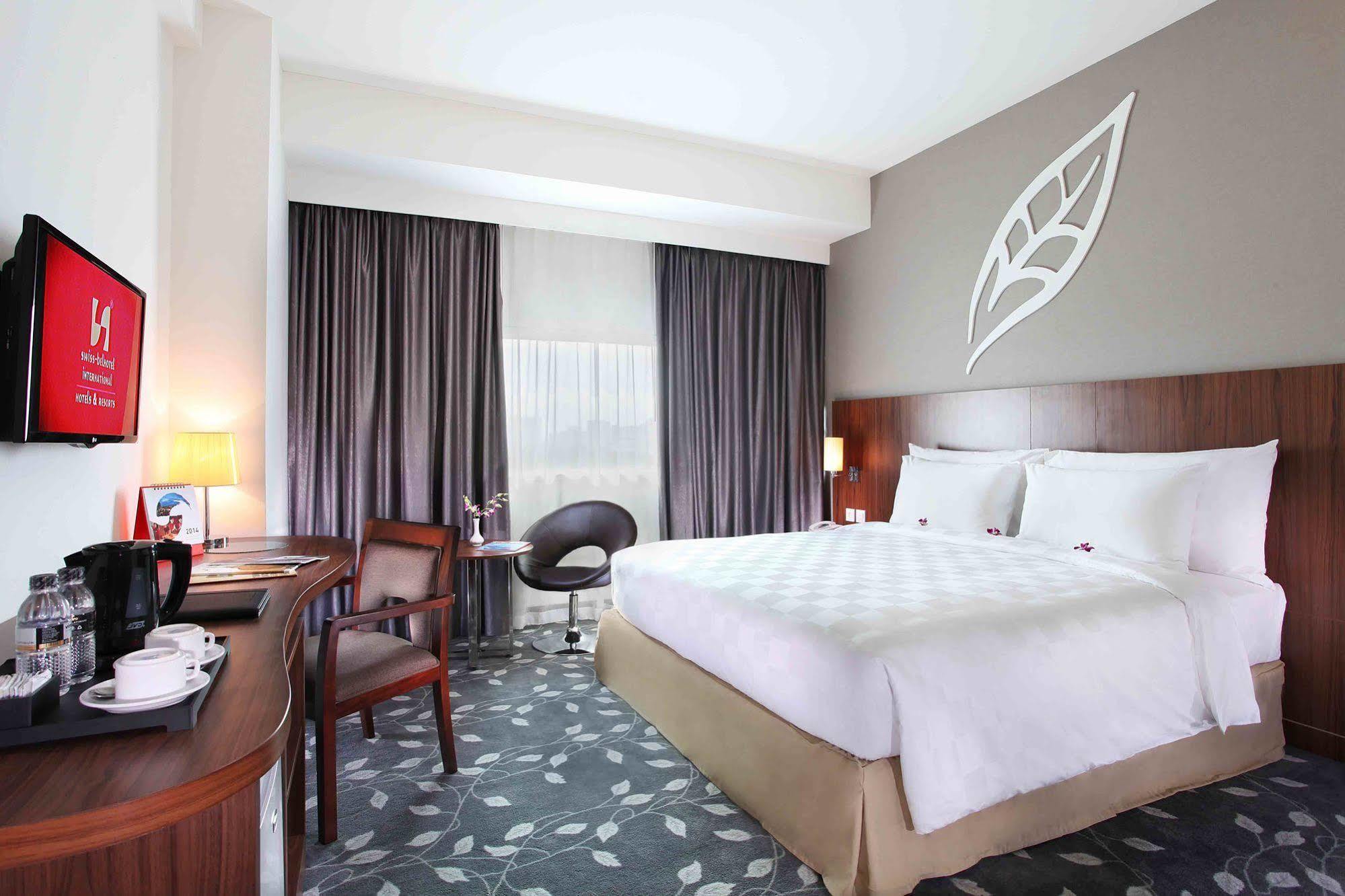 Swiss-Belinn Kemayoran Джакарта Екстер'єр фото